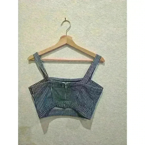 Forever 21 Denim crop top with sunshine. Size Medium. - Picture 2 of 3